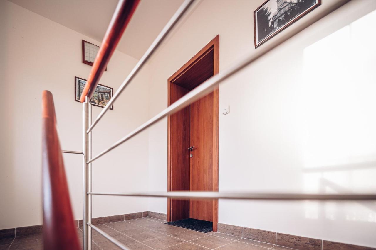 Apartmany Domino Železná Ruda Eksteriør bilde