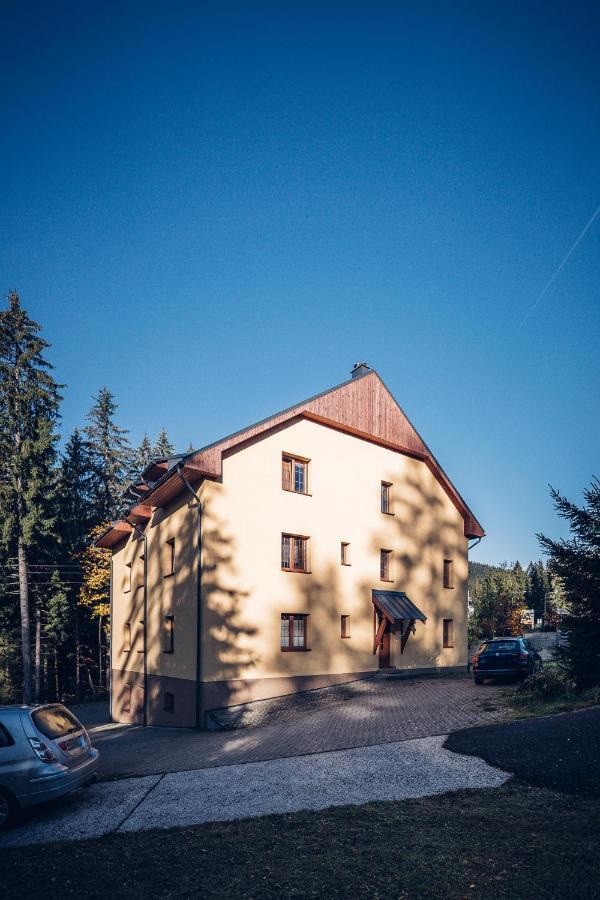 Apartmany Domino Železná Ruda Eksteriør bilde